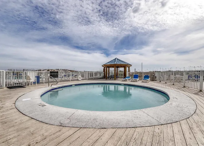 Second Floor With Free Wifi Gulf Views Ac And Gated Entrance *